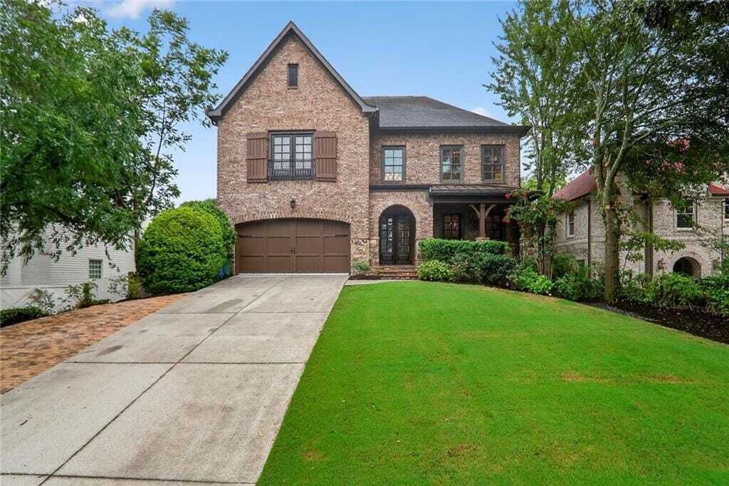 Property photo 1 of 31