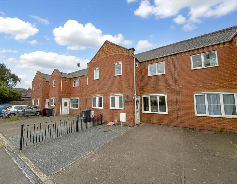 Property photo 1 of 18 External.Png