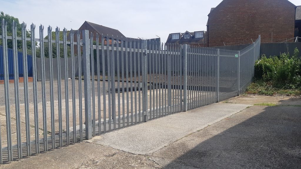 Property photo 3 of 7 Photo 3