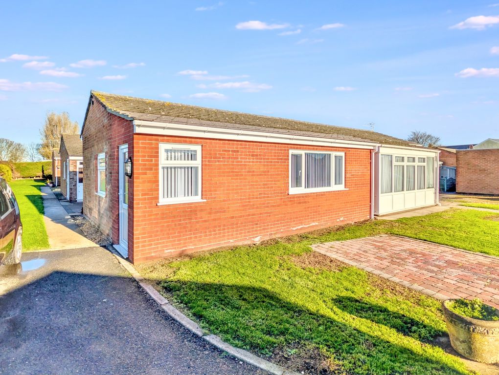 Property photo 1 of 9 Front