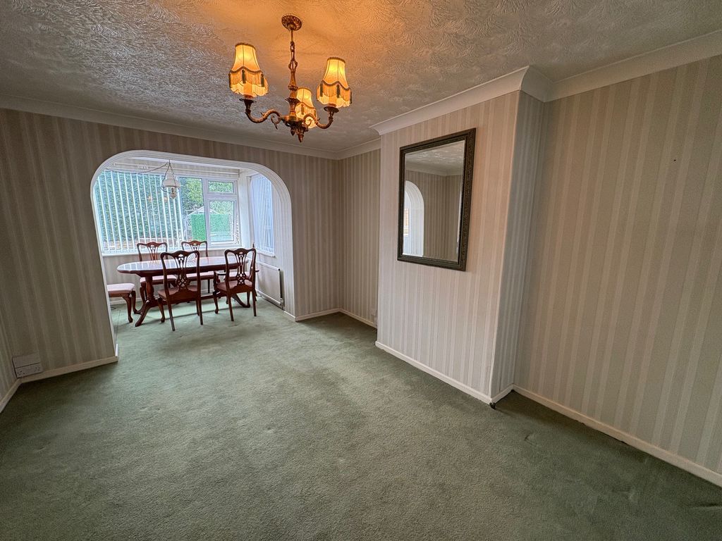 Property photo 3 of 13 Image