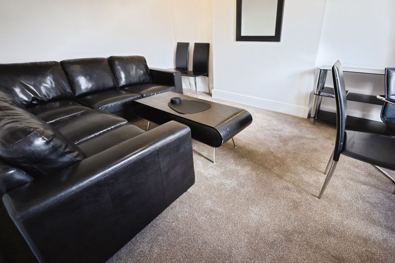 Property photo 3 of 17 Photo 18