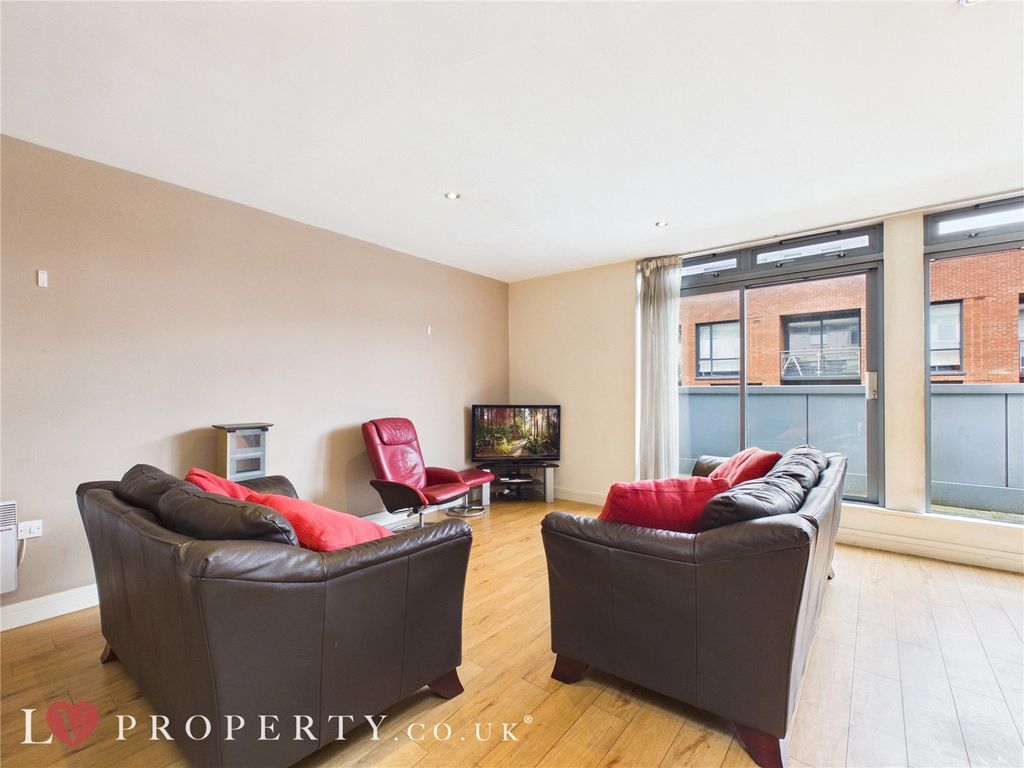 Property photo 2 of 12 Picture No. 04