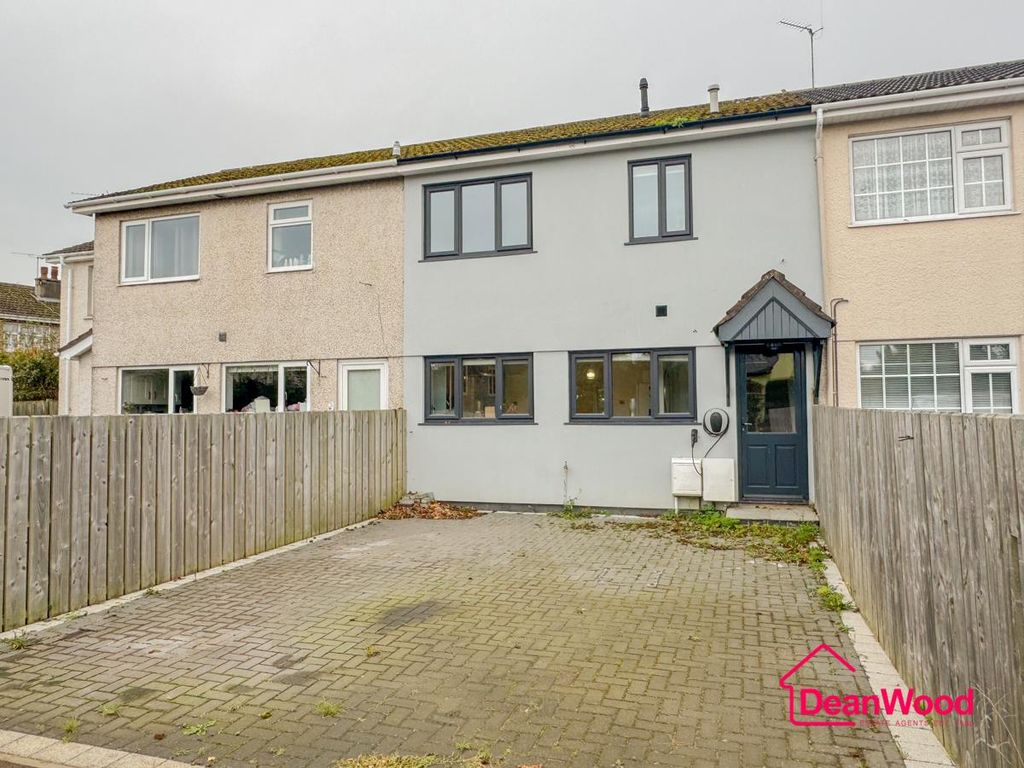 Property photo 3 of 23 No-22.Jpg