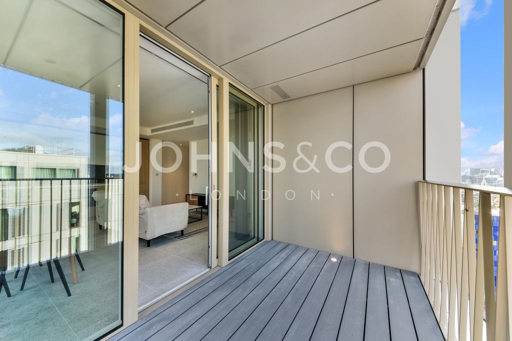 Property photo 3 of 17