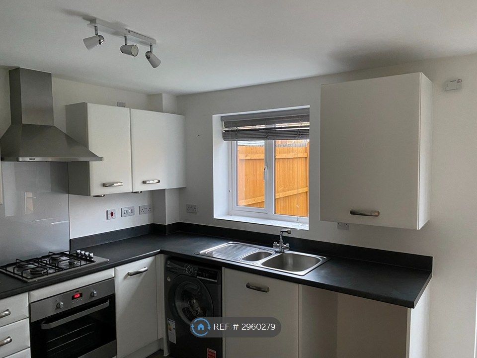 Property photo 2 of 16