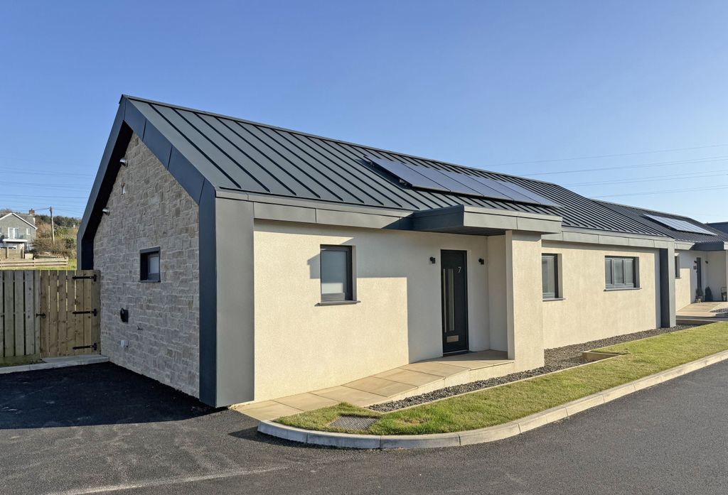 Property photo 1 of 14 Photo 1