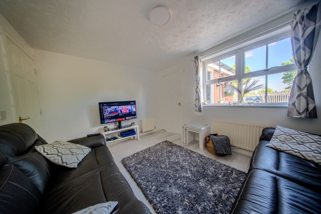 Property photo 3 of 20 Dsc06188-Hdr