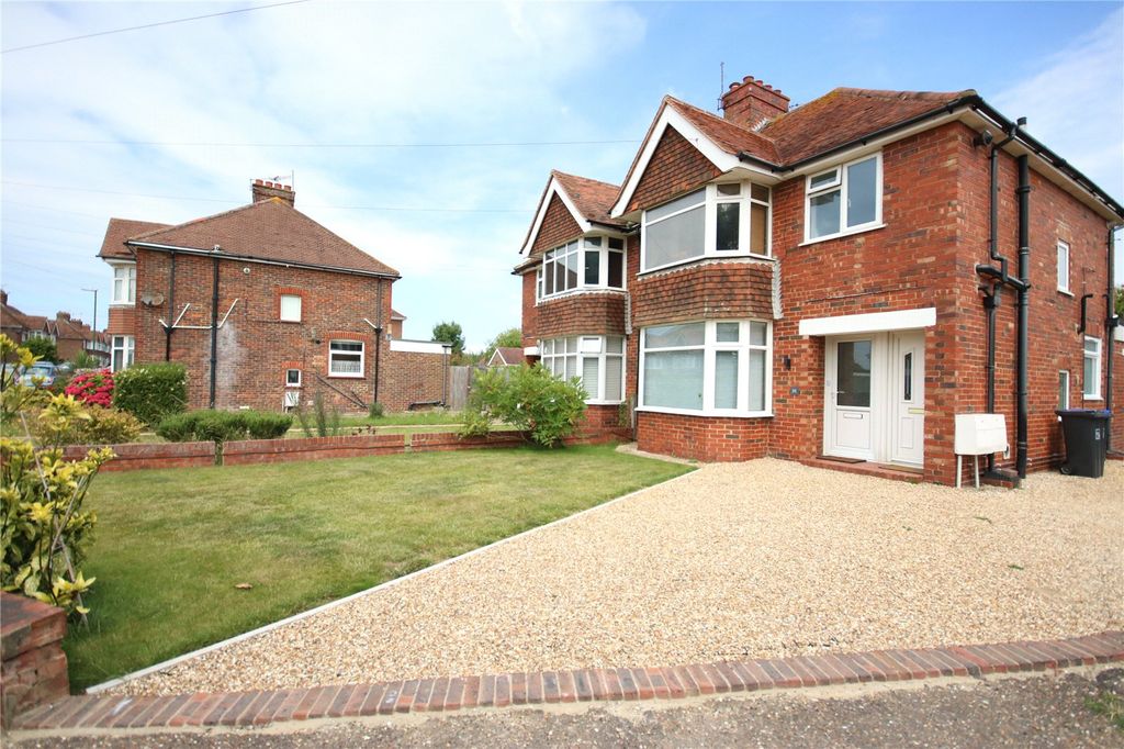 Property photo 1 of 16 External