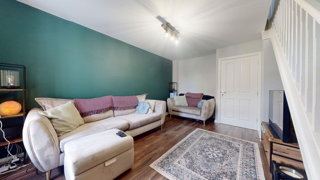 Property photo 3 of 25 4319034