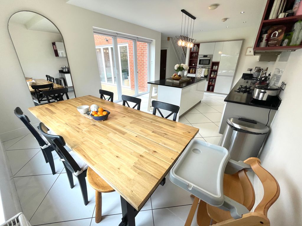 Property photo 3 of 26 Img_3008~3