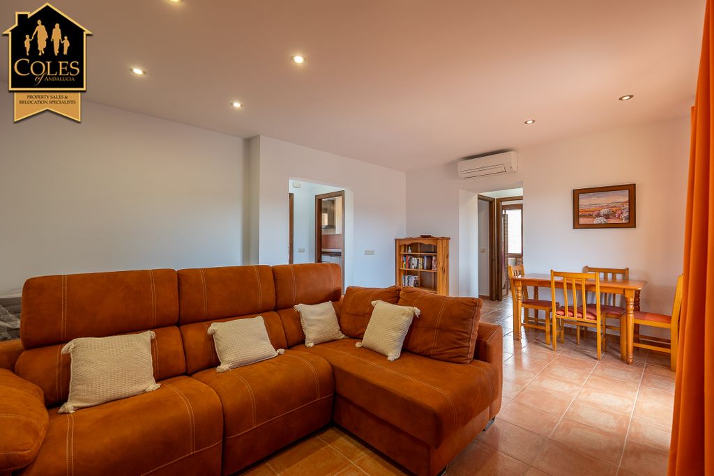 Property photo 3 of 19