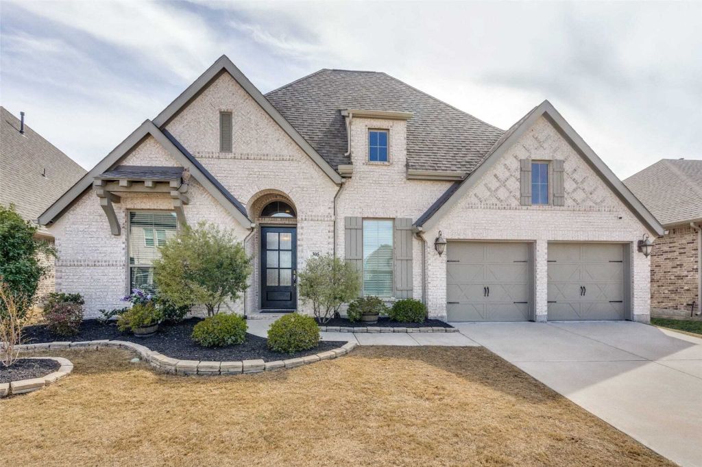 Property photo 1 of 31