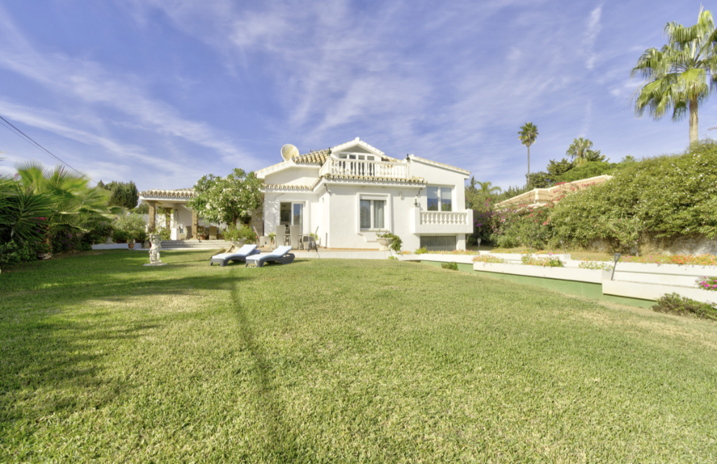 Property photo 1 of 3