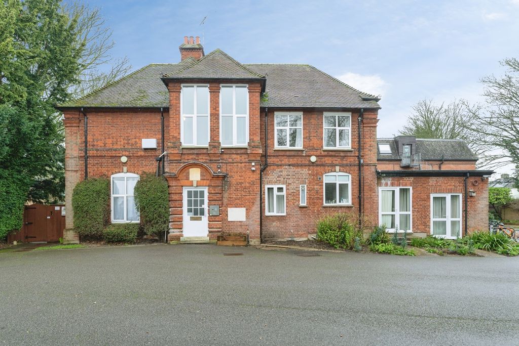 Property photo 1 of 28 Pbox-Img.Jpg