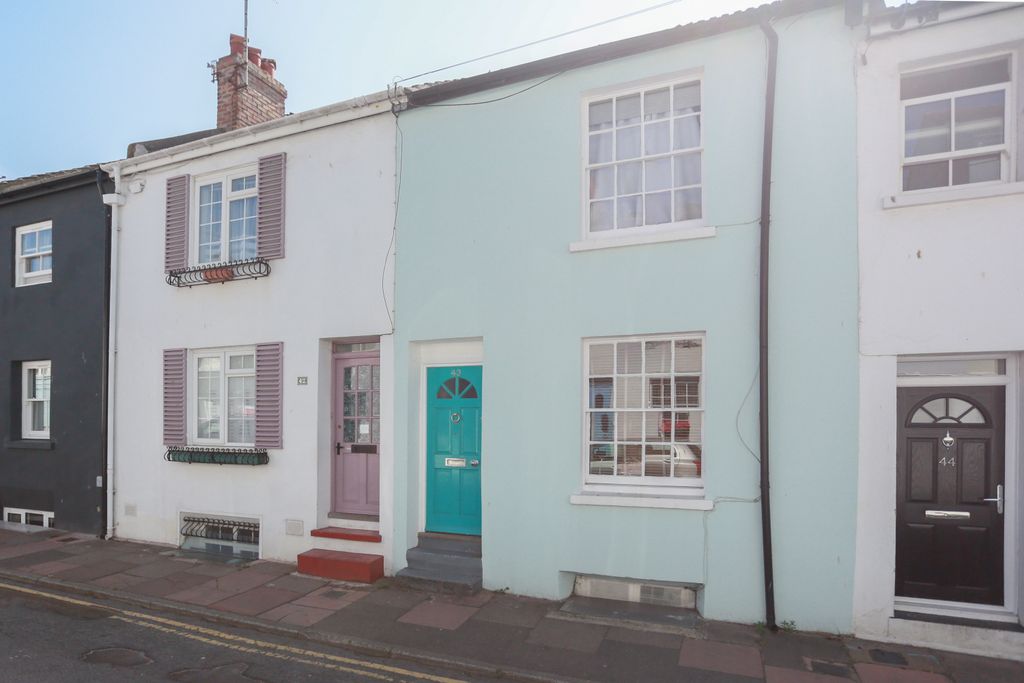 Property photo 1 of 12 296A4506