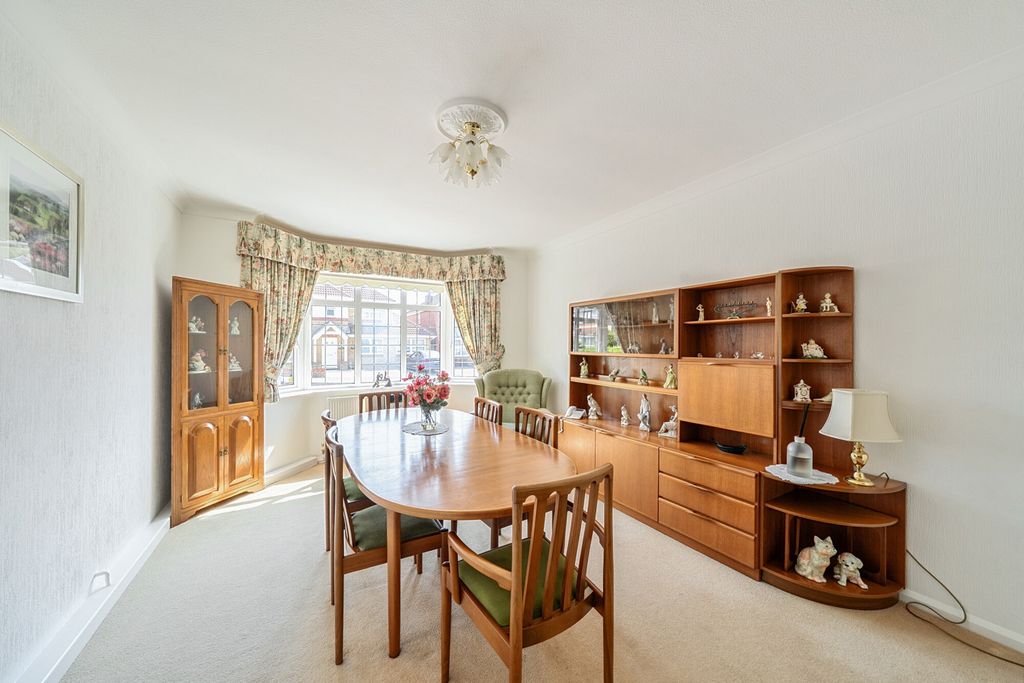 Property photo 3 of 20 1483823-17-6A3d07...