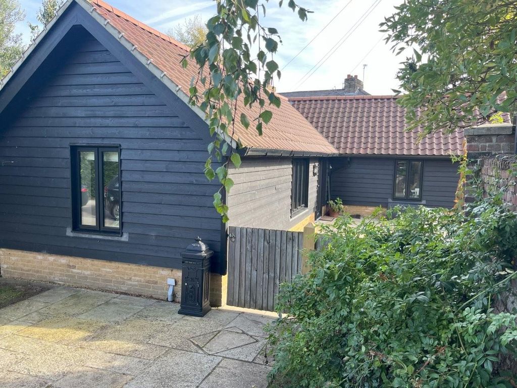 Property photo 1 of 19 1.Jpg