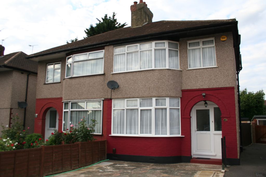 Property photo 1 of 14 Bedroom