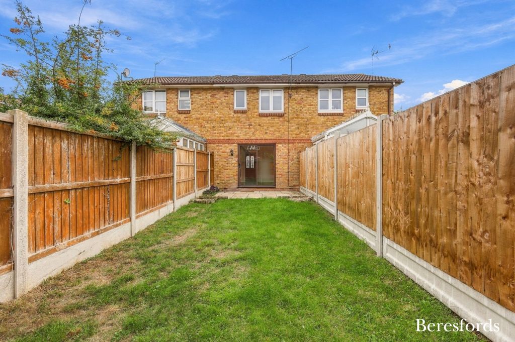 Property photo 2 of 16 Picture No. 21