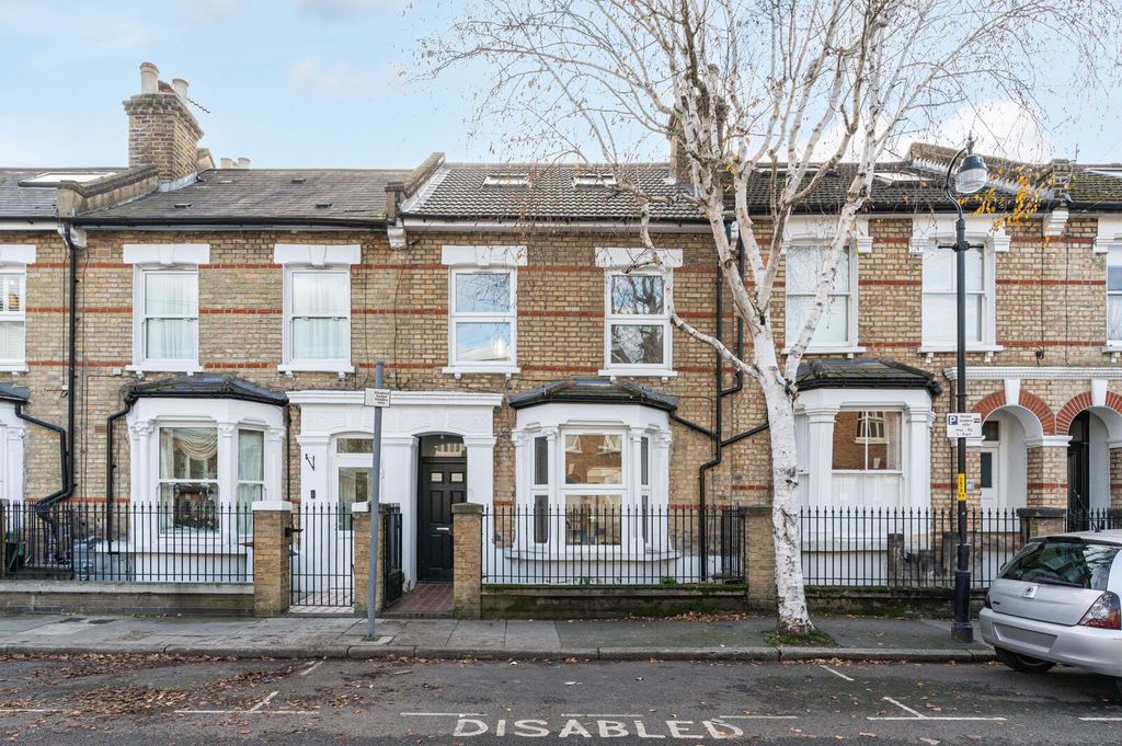 Property photo 1 of 16
