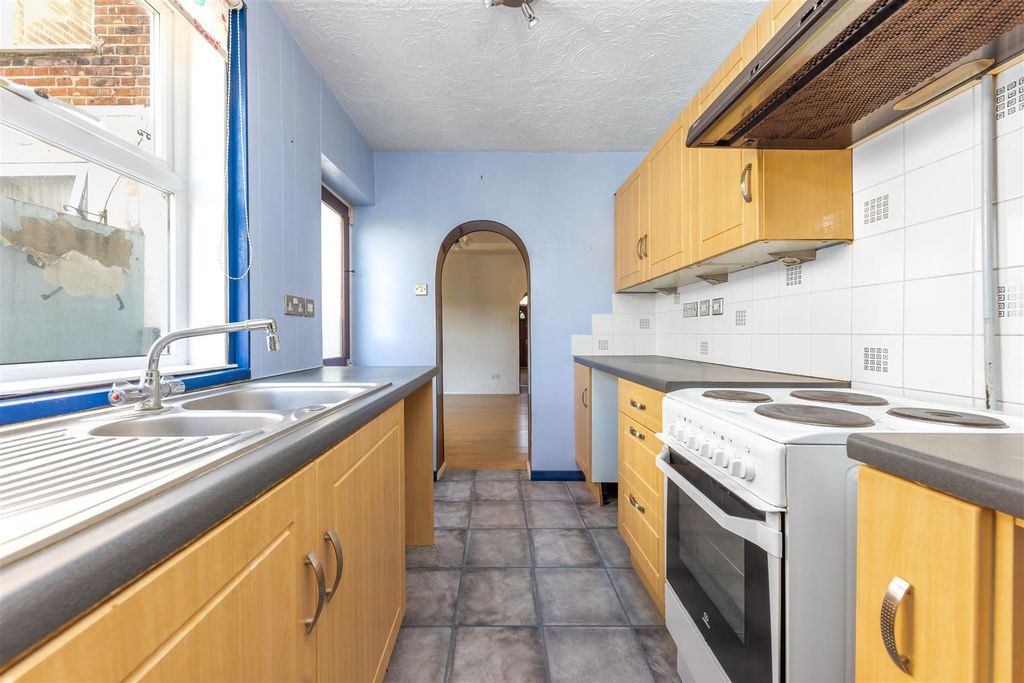 Property photo 3 of 20 Ba-3.Jpg