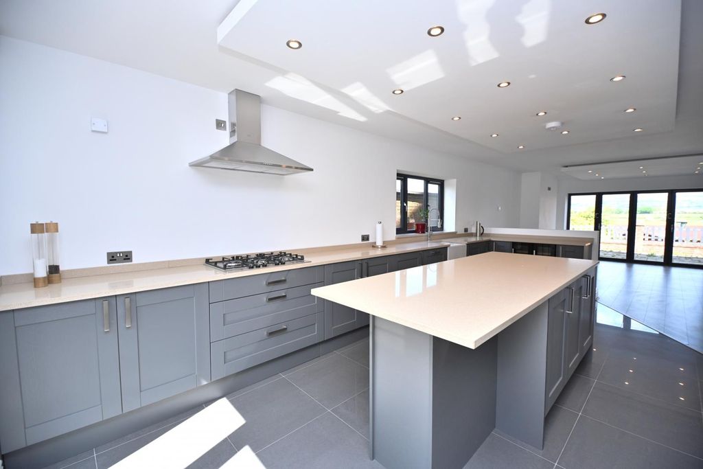 Property photo 3 of 61 4 Ryecroft Drive, Westhoughton, Bolton, Bl5 3Pw