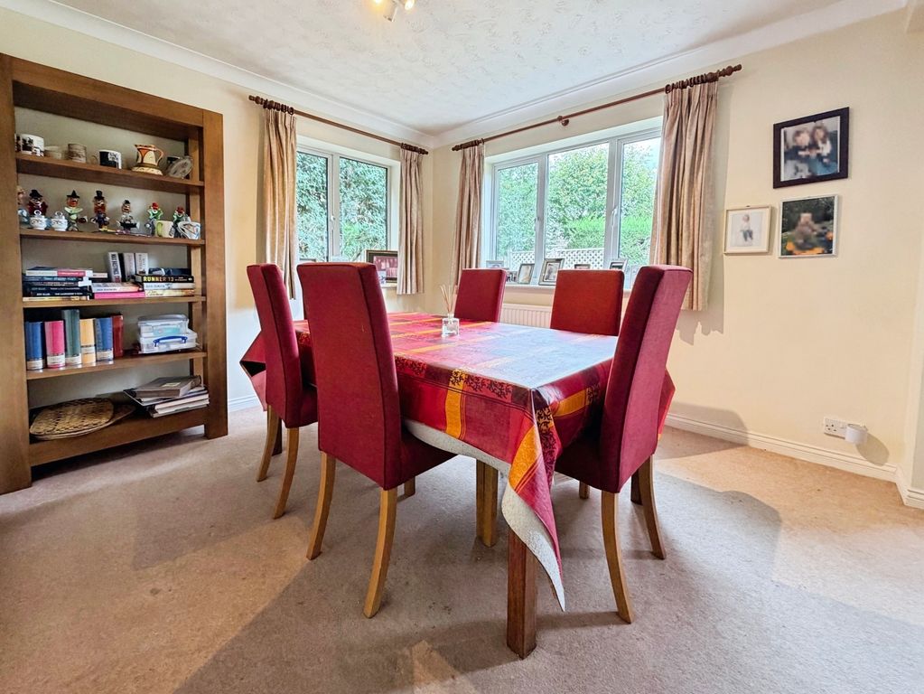 Property photo 3 of 17 Pbox-Img.Jpg