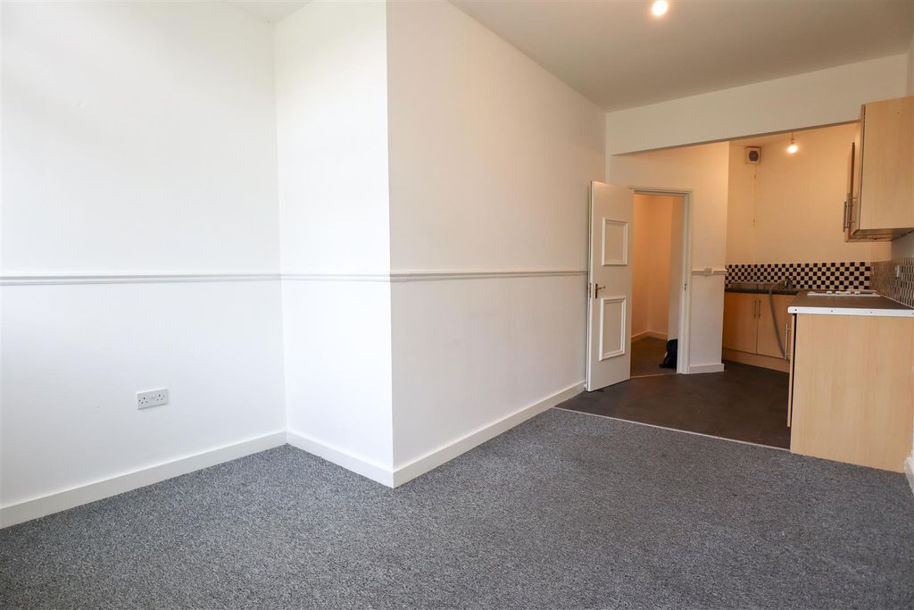 Property photo 3 of 6 Img_0178.Jpg