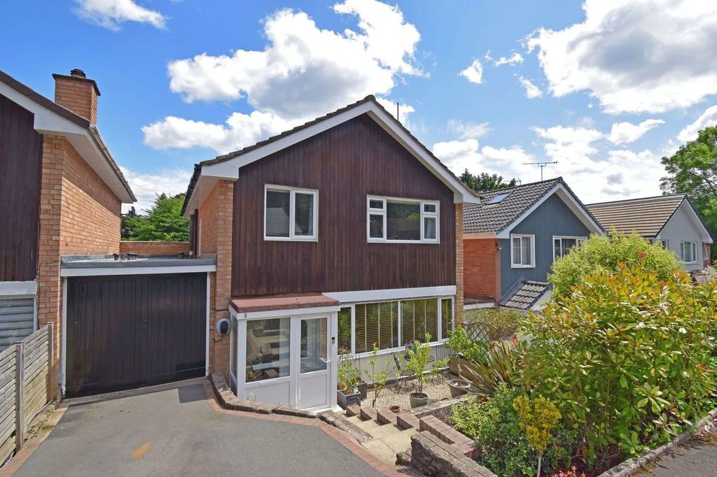 Property photo 1 of 19