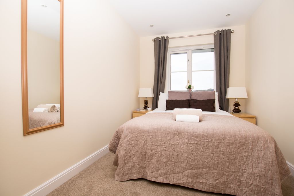 Property photo 3 of 9 Gallery