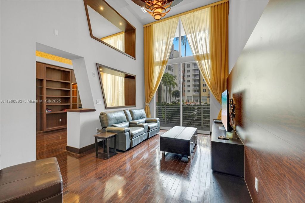 Property photo 3 of 43 <Alttext/>