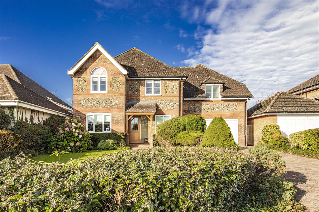 Property photo 1 of 19