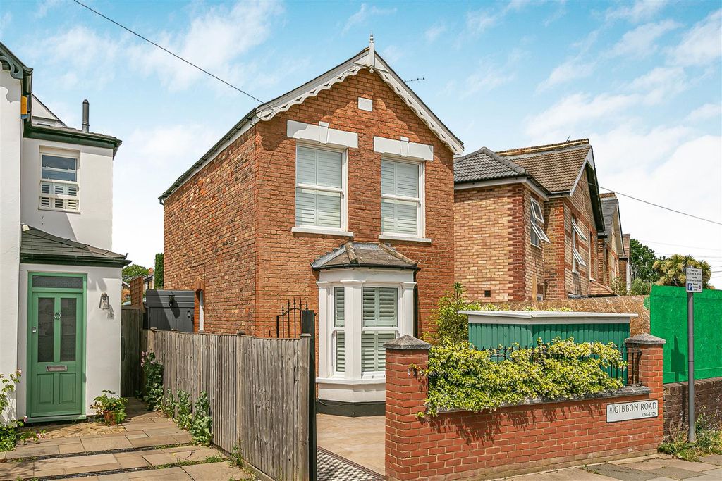 Property photo 1 of 34