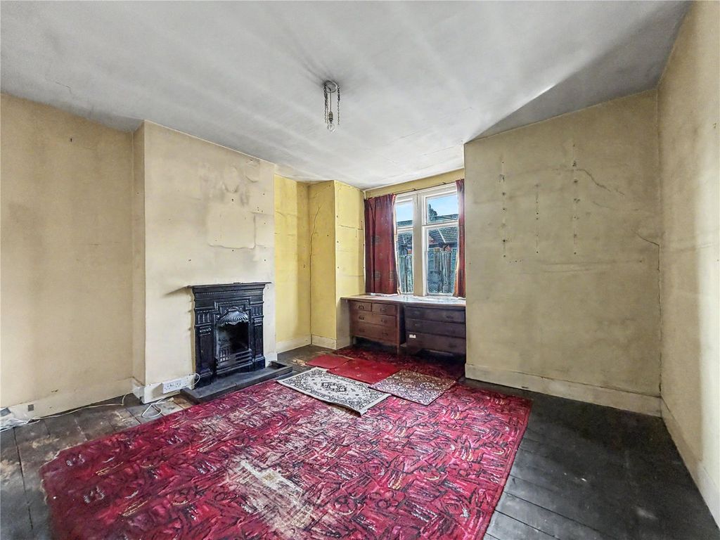 Property photo 3 of 12 Picture No. 06