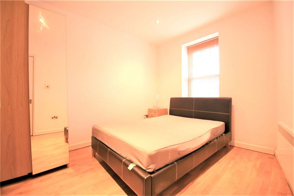 Property photo 3 of 5 Picture No. 10