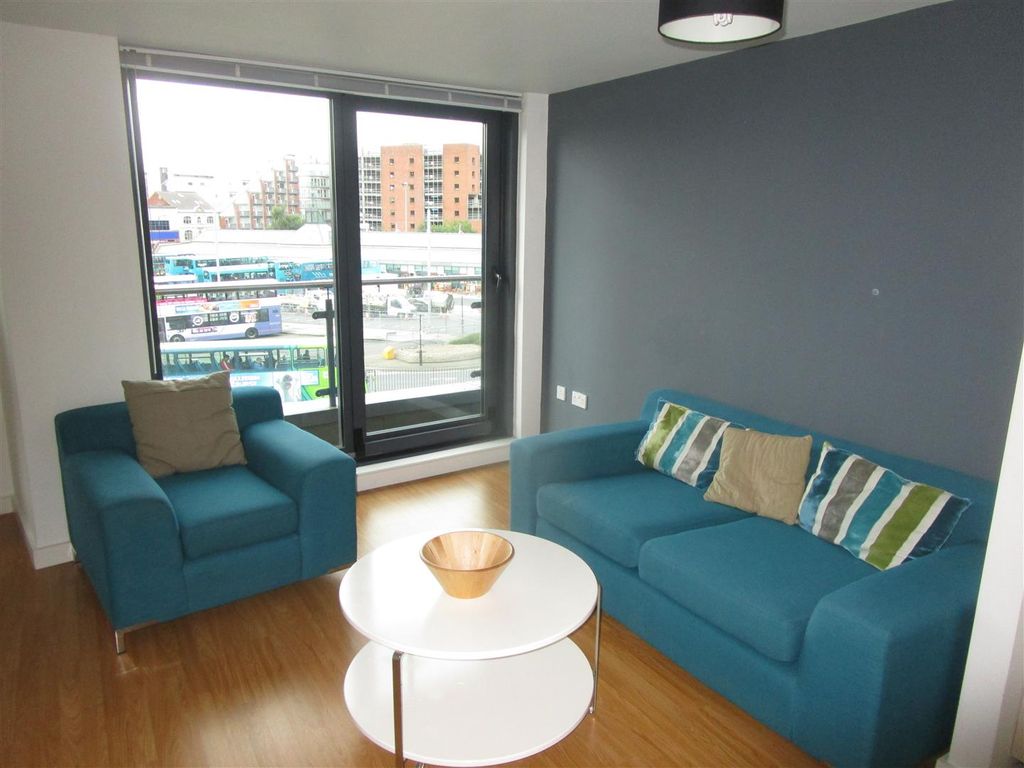 Property photo 2 of 10