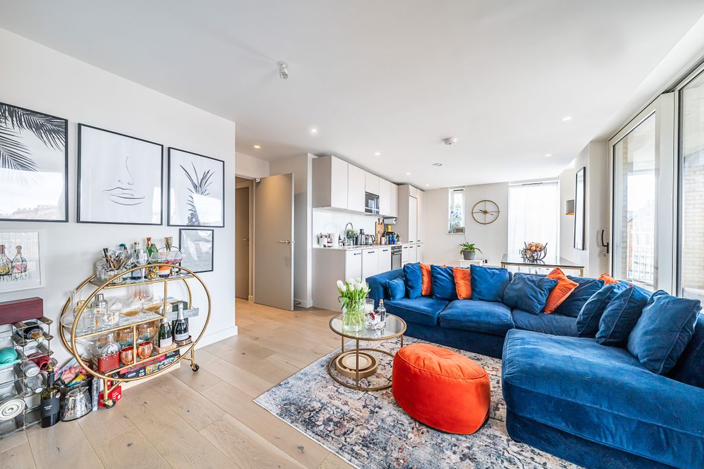 Property photo 1 of 20