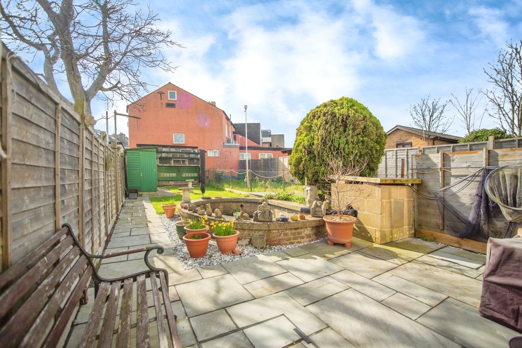 Property photo 1 of 13 Photography