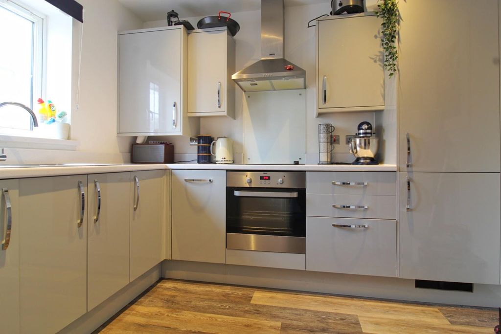 Property photo 3 of 16 Img_2333_Inpixio.Jpg