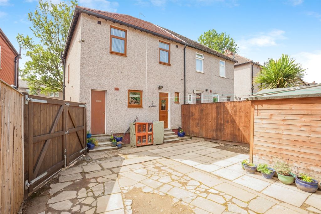 Property photo 3 of 17 Image