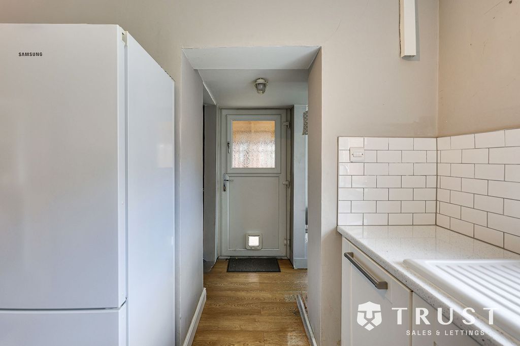 Additional image 8 of 2 bed semi-detached house for saleBevor Crescent, Heckmondwike WF16