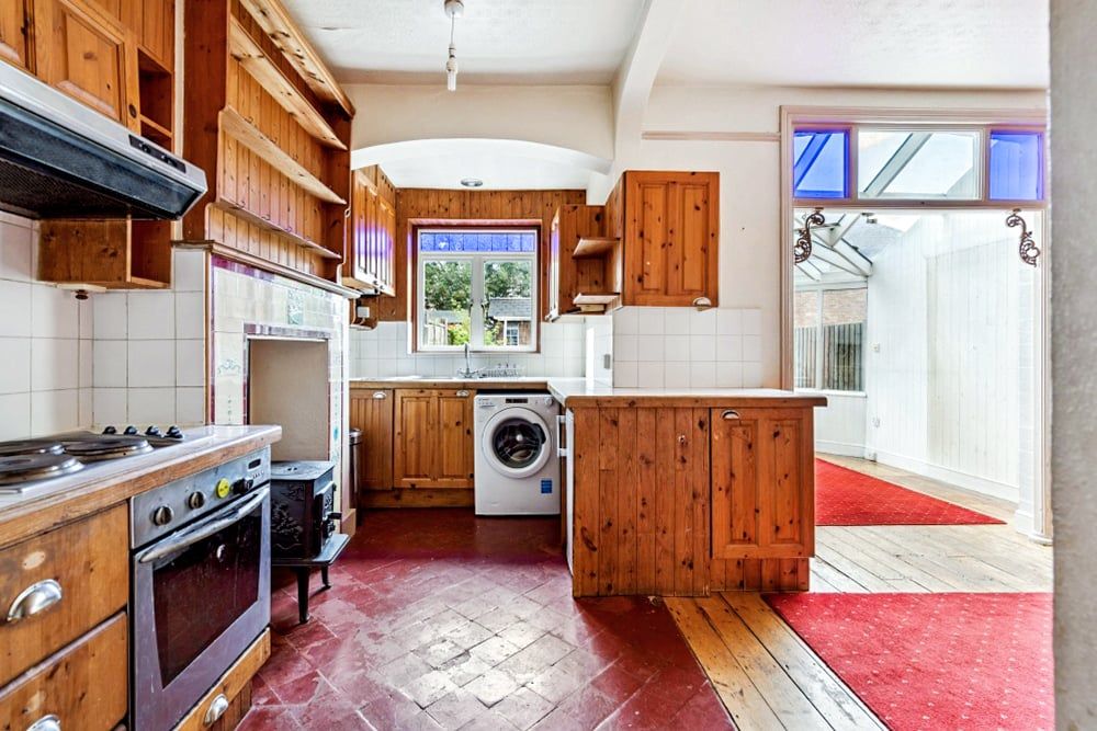 Property photo 2 of 18