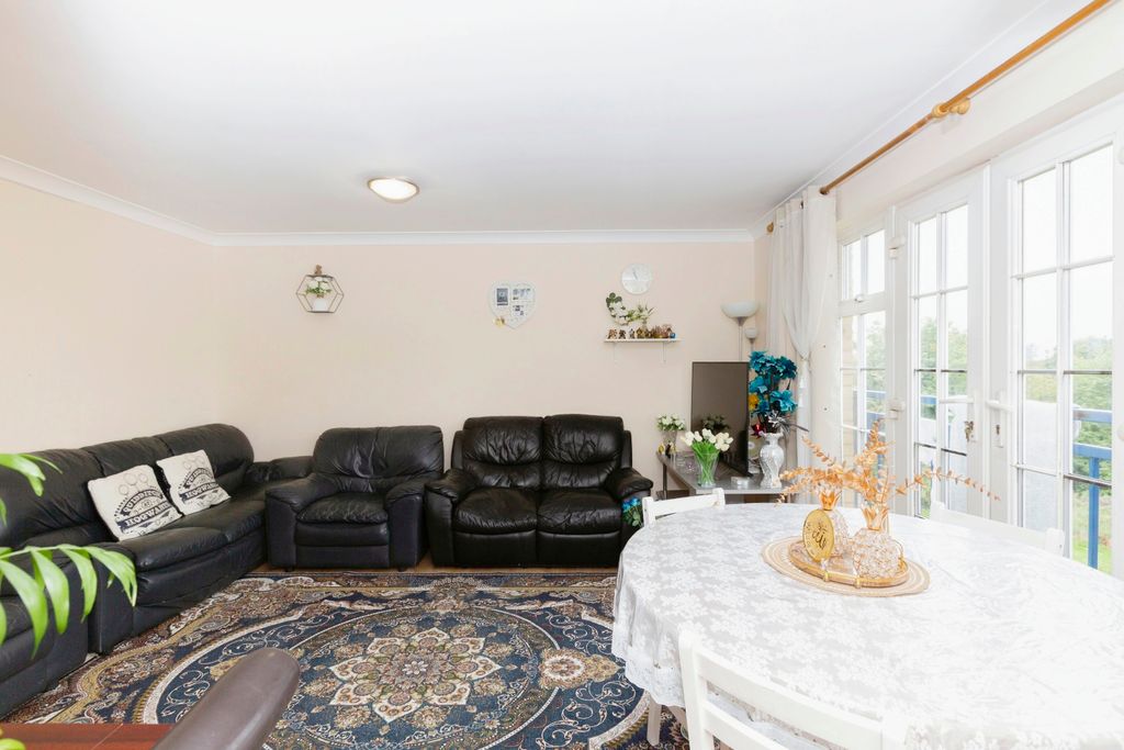 Property photo 3 of 15 Reception Room