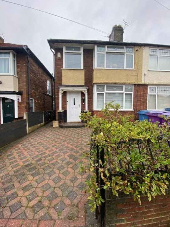 Property photo 2 of 17