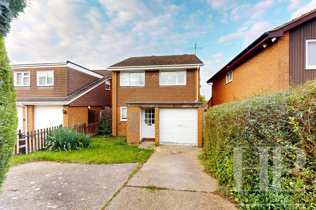 Property photo 1 of 16