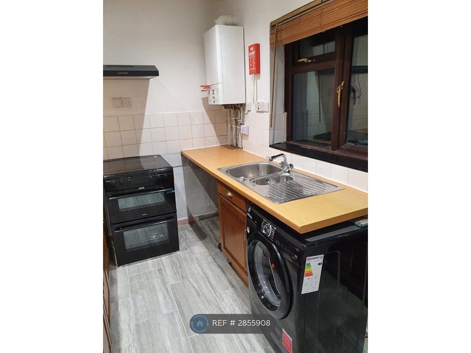 Property photo 3 of 15 Kitchen-2