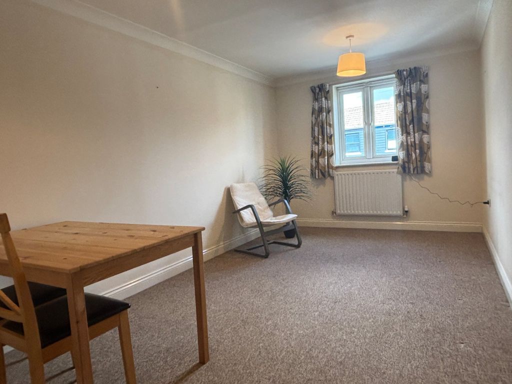 Property photo 3 of 7 Picture No. 15