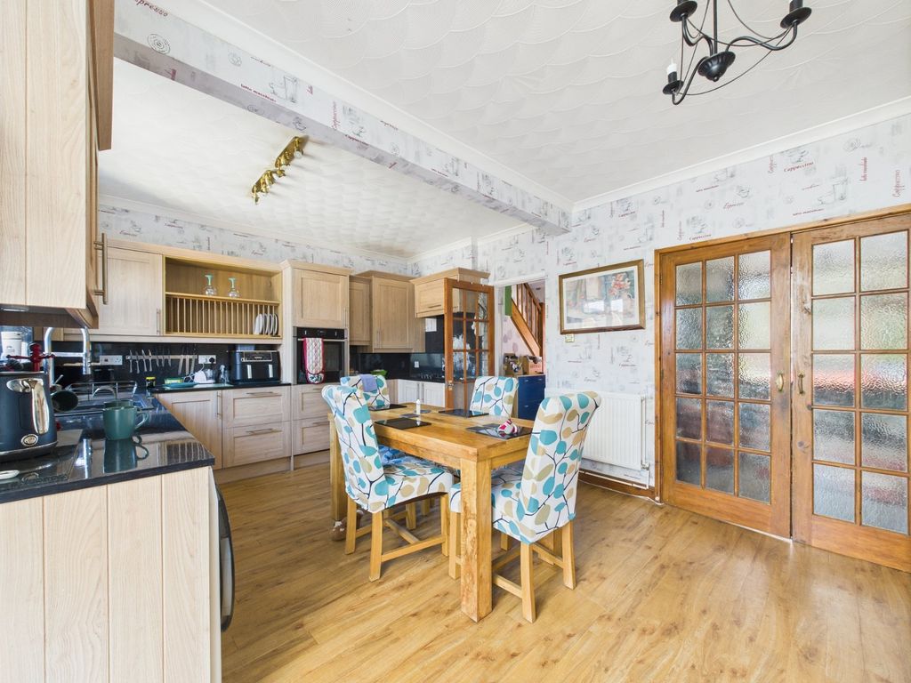 Property photo 2 of 11 Picture No. 04