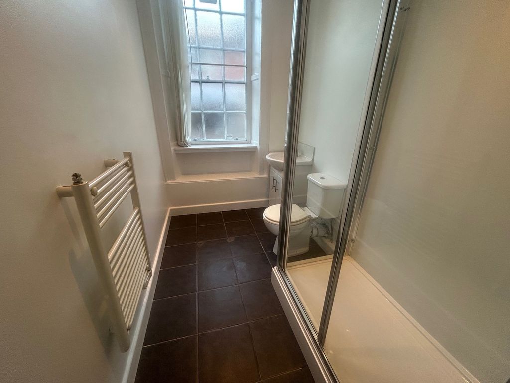 Property photo 2 of 3